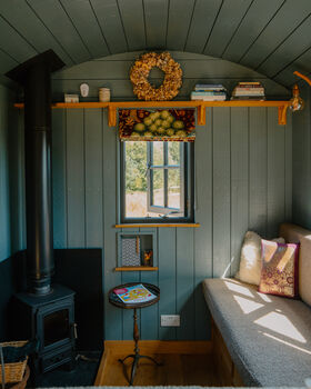 Dapple Shepherd Hut Ultimate Wellbeing Stay With Sauna And Outdoor Shower And Bath, 6 of 11