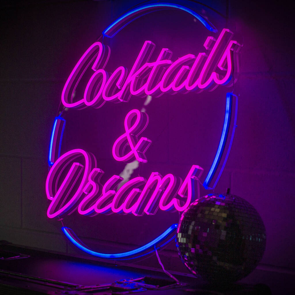 cocktails-and-dreams-neon-sign-next-day-delivery-by-marvellous-neon