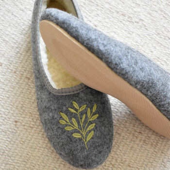 Felt Embroidered Ballerina Slippers/ Grey/ Green/ Daisy, 7 of 7