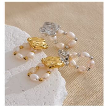 Monaco D’or Ivory Gold Centi Pearl Drop V Gift Earrings, 2 of 4