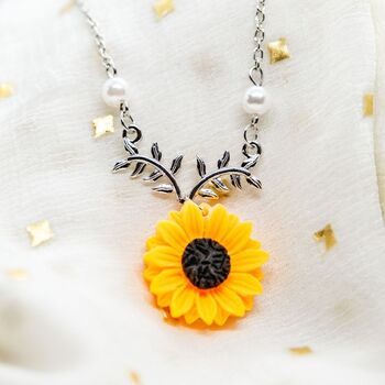 Sunflower Daisy Charm Flower Pearl Floral Necklace, 5 of 8