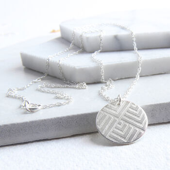 Urban Stylish Elizabeth Avenue Necklace, 4 of 7