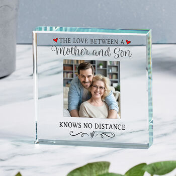 Personalised The Love Between Glass Keepsake For Mum, 3 of 4