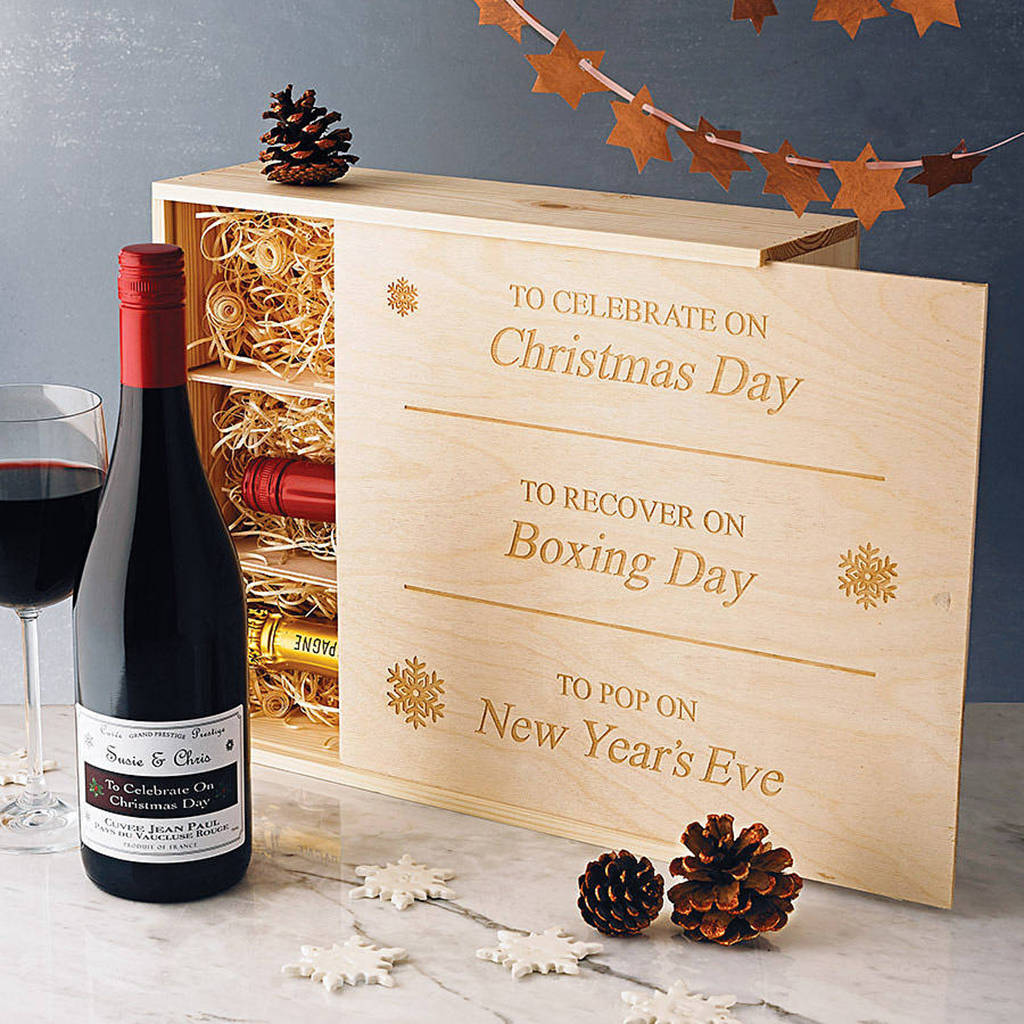 Christmas Engraved Wine Box By Intervino