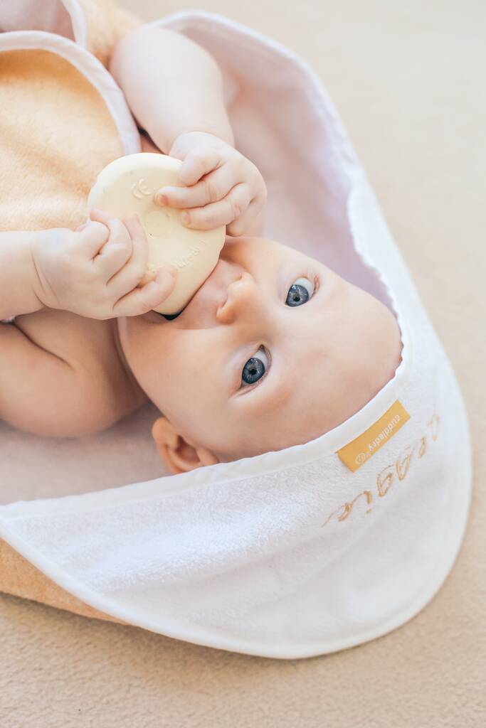 cuddledry hands free baby towel