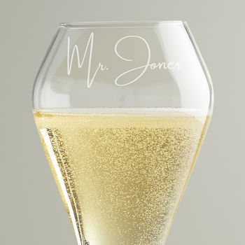 Personalised Tulip Champagne Flute Set For Couples, 6 of 8