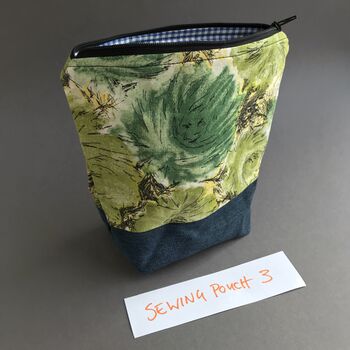 Vintage 1950's Fabric Sewing Pouch, 8 of 12