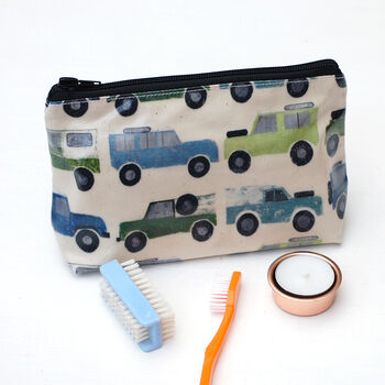 All The Series Land Rover Wash Bags, 3 of 3