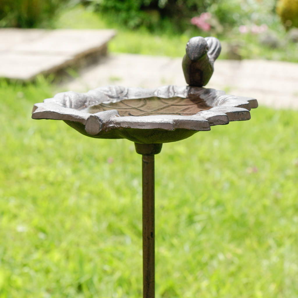 cast iron leaf bird bath by dibor