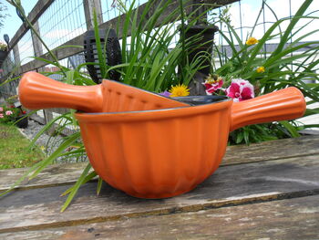Set Of Two Reactive Glaze Brûlée Bowls In Spiced Orange, 4 of 9