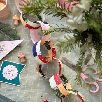 Traditional Patchwork Christmas Paper Chains Kit, 8 of 11