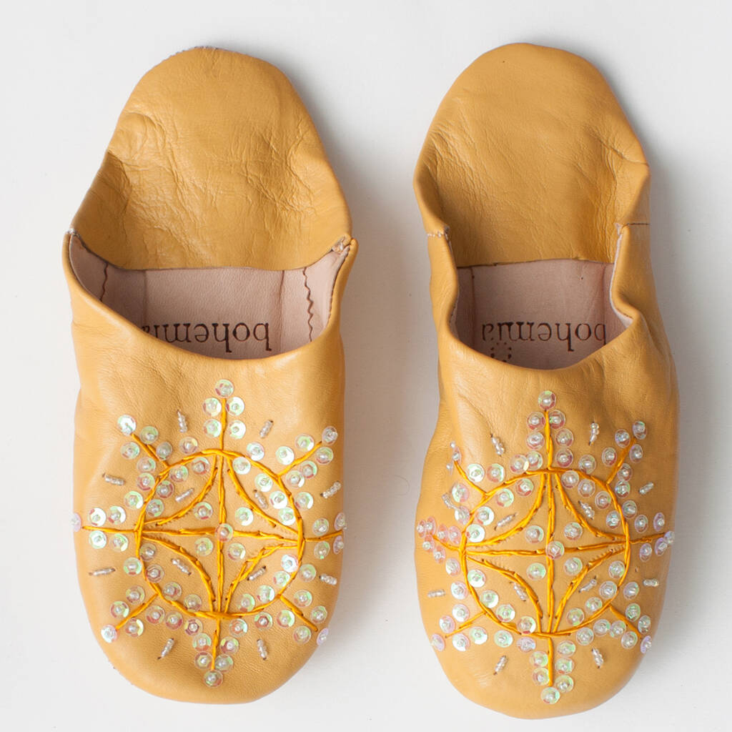 MOROCCAN WHITE LEATHER SEQUINED SLIPPERS 