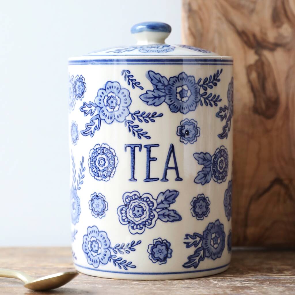 Blue Willow Tea Storage Jar, 1 of 6