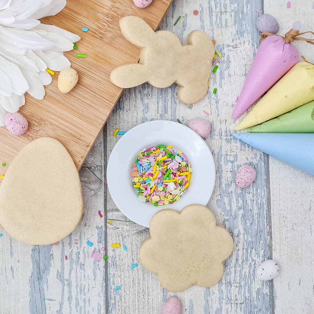 Easter Diy Cookie Decorating Kit, Six Biscuits By Velveteen Rabbit