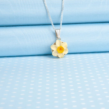 Daffodil Floral Pendant Necklace, 2 of 3
