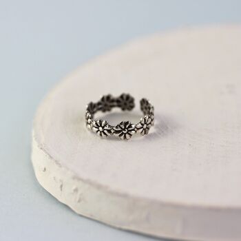 Sterling Silver Daisy Flower Toe Ring, 3 of 5