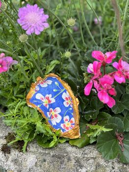 Decorated Oyster Shell, 3 of 3
