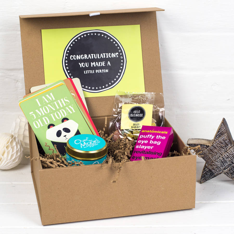 new parent gift hamper by hello blondie