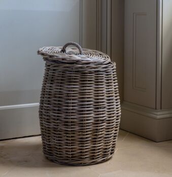 Lidded Wicker Laundry Basket, 2 of 4