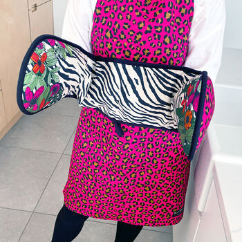 Double Oven Gloves Hot Pink Leopard Print Tiger Stripe, 7 of 7