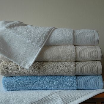 Como 700gsm Organic Cotton Luxury Towels, 3 of 8
