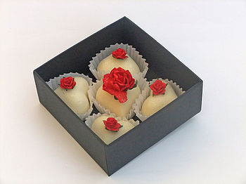 Five Little Heart Melts In A Gift Box, 3 of 4