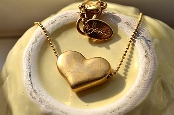 Solid Heart Pendant Necklace, 7 of 9