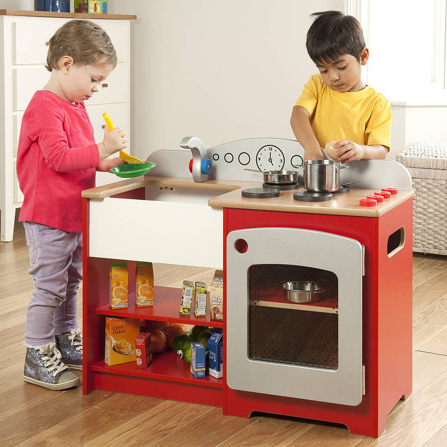 fun fun toy doll tv kitchen