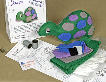 Jenson Jones Tortoise Felt Sewing Kit, 4 of 4
