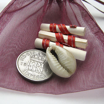 Brides Pouch For Luck And Prosperity, 2 of 3