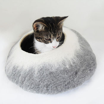 Two Tone Felt Cat Cave Bed And Ball, 3 of 7