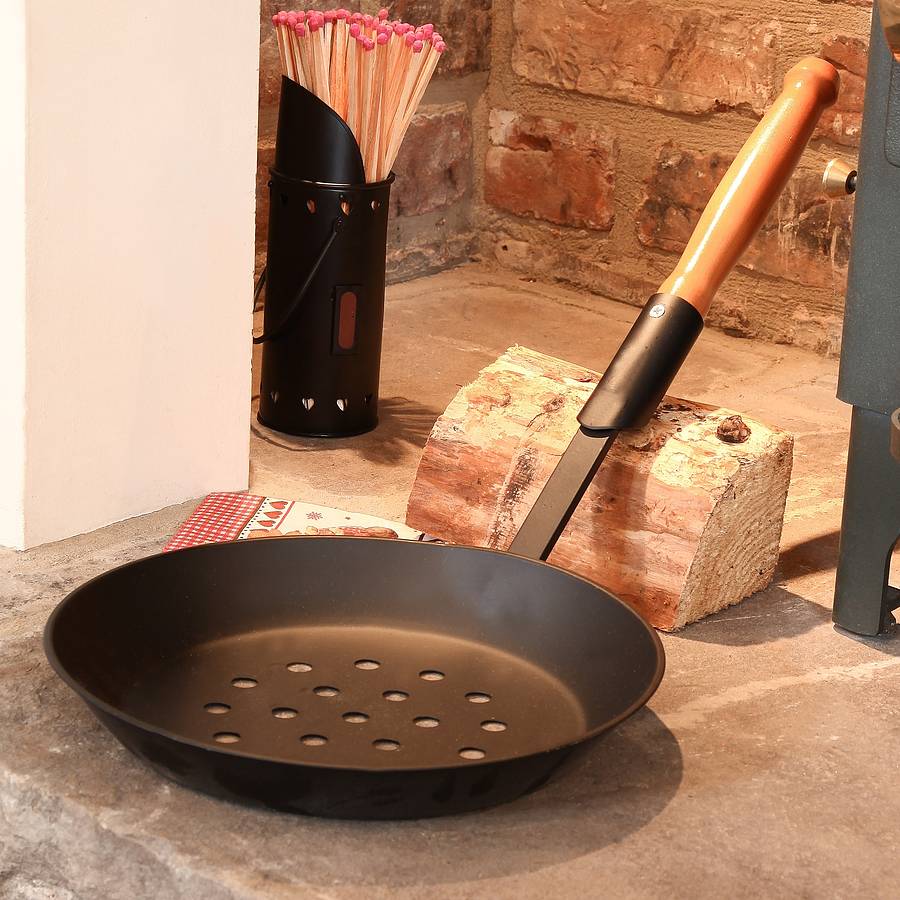 large chestnut roasting pan by dibor