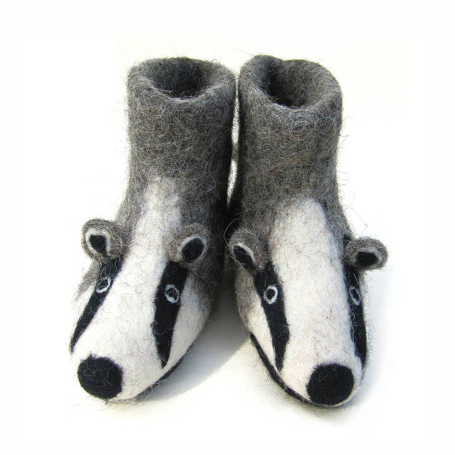 original_adult-billie-badger-felt-slippers.jpg