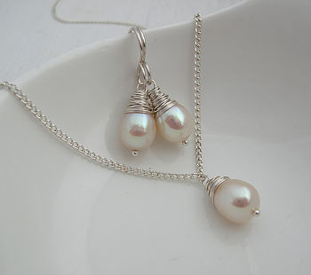 Ivory Or White Freshwater Pearl Set, 2 of 5