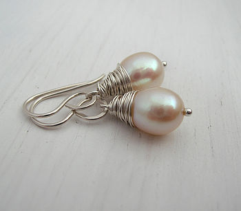 Ivory Or White Freshwater Pearl Set, 3 of 5