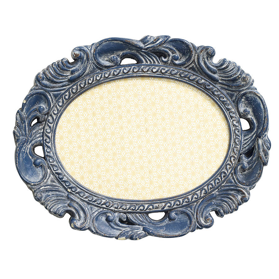 Oval Display Board By Out There Interiors