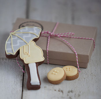 Mum To Be Biscuit Gift Set, 2 of 2