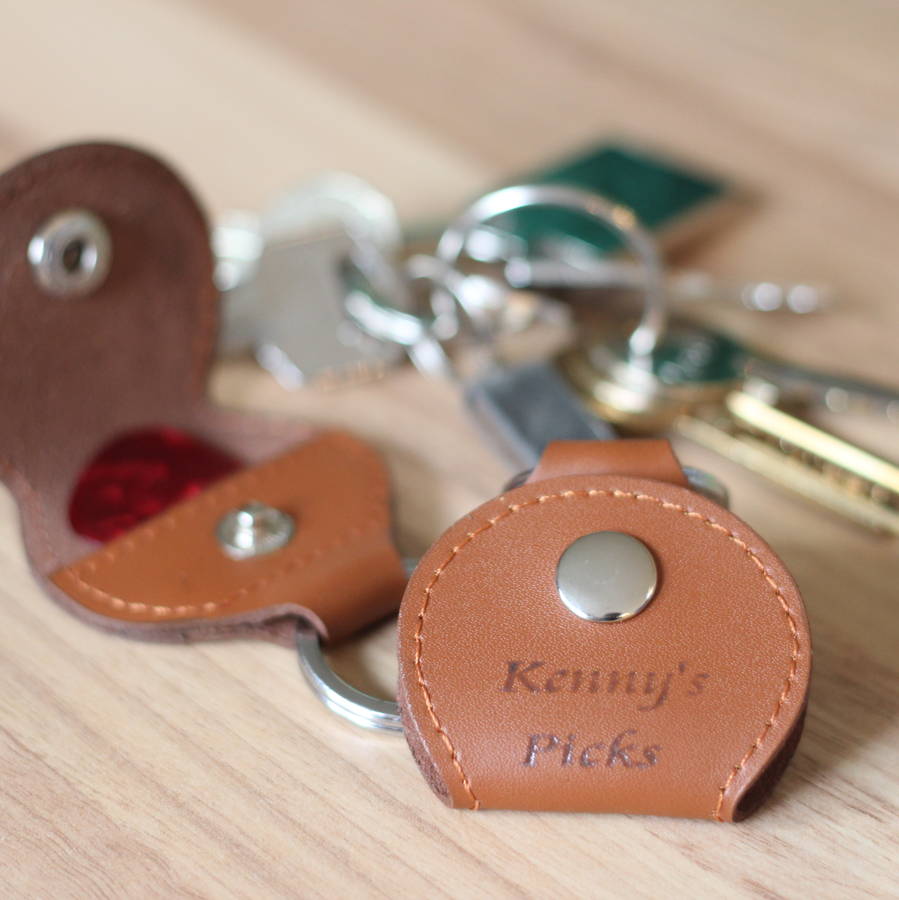 leather guitar pick holder by beecycle