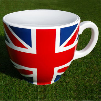 normal_union-jack-tea-cup-stool.jpg