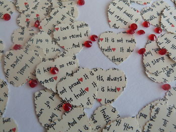 'Love Is Patient' Heart Table Confetti, 3 of 4