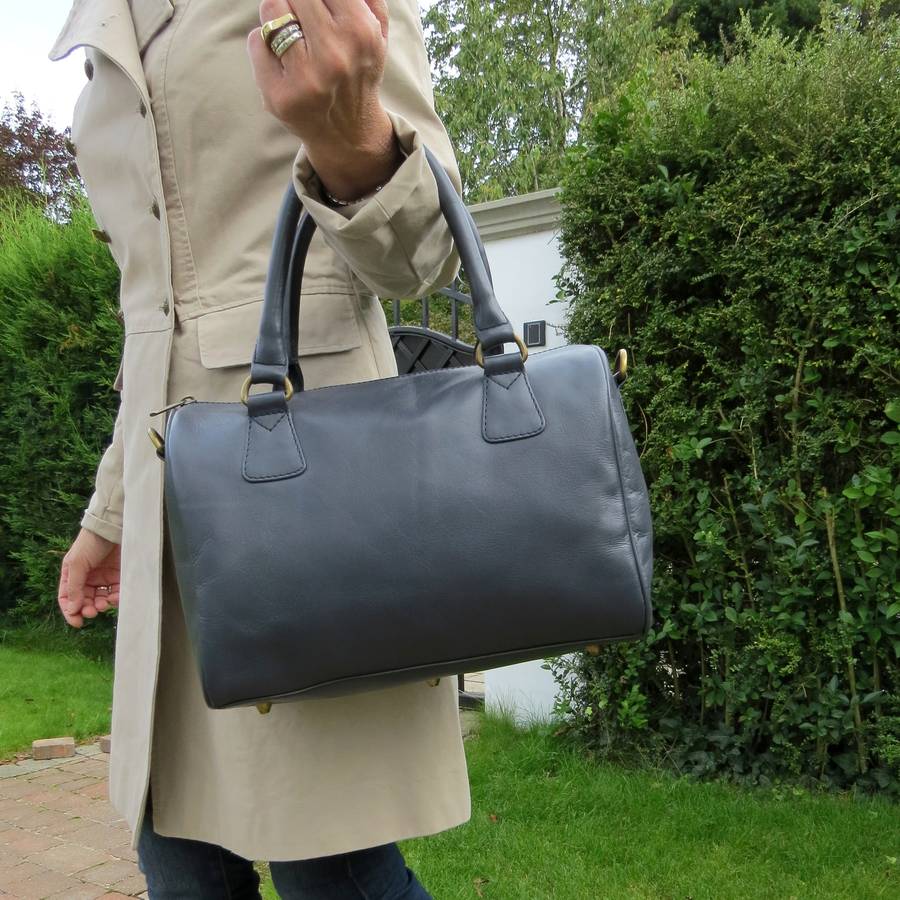 Leather Gladstone Barrel Handbag By The Leather Store