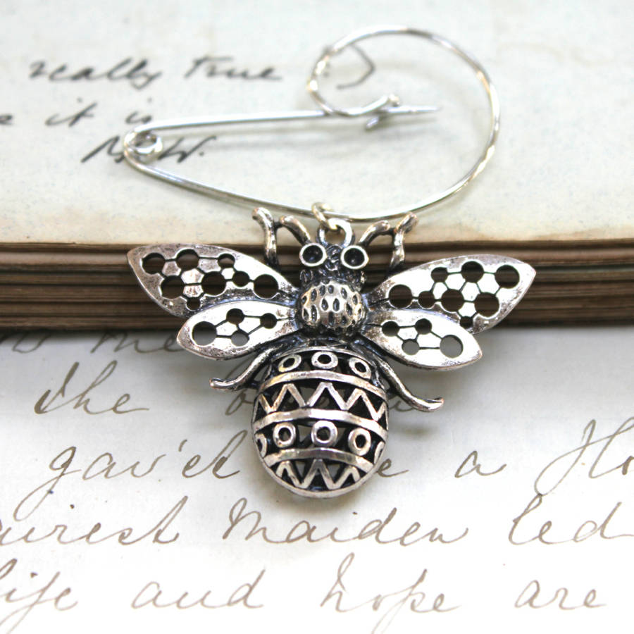 queen bee swirl pin brooch by zamsoe