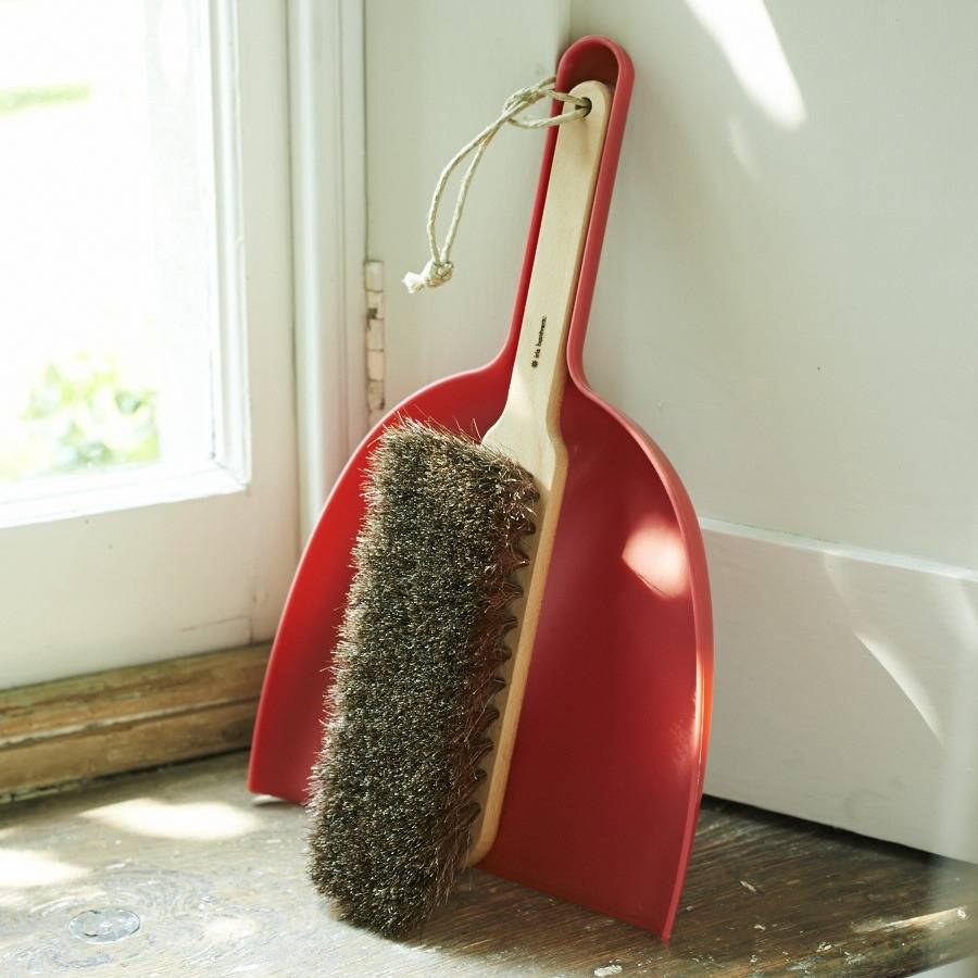 dustpan and brush set by brush64
