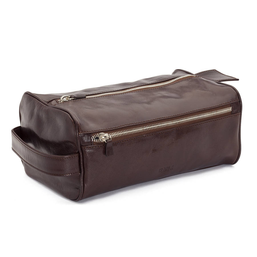 Personalised Mens Leather Washbag By Noble Macmillan ...