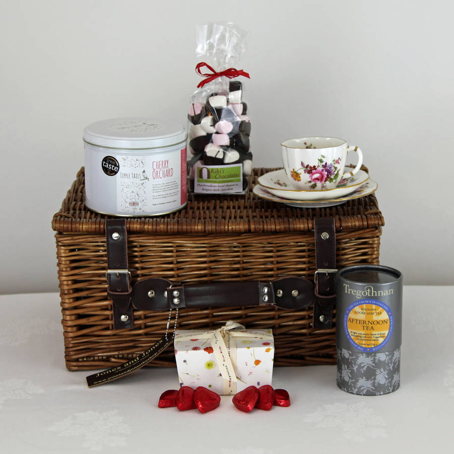 Vintage Posie Afternoon Tea Hamper By Jones and Jones of BerwickuponTweed