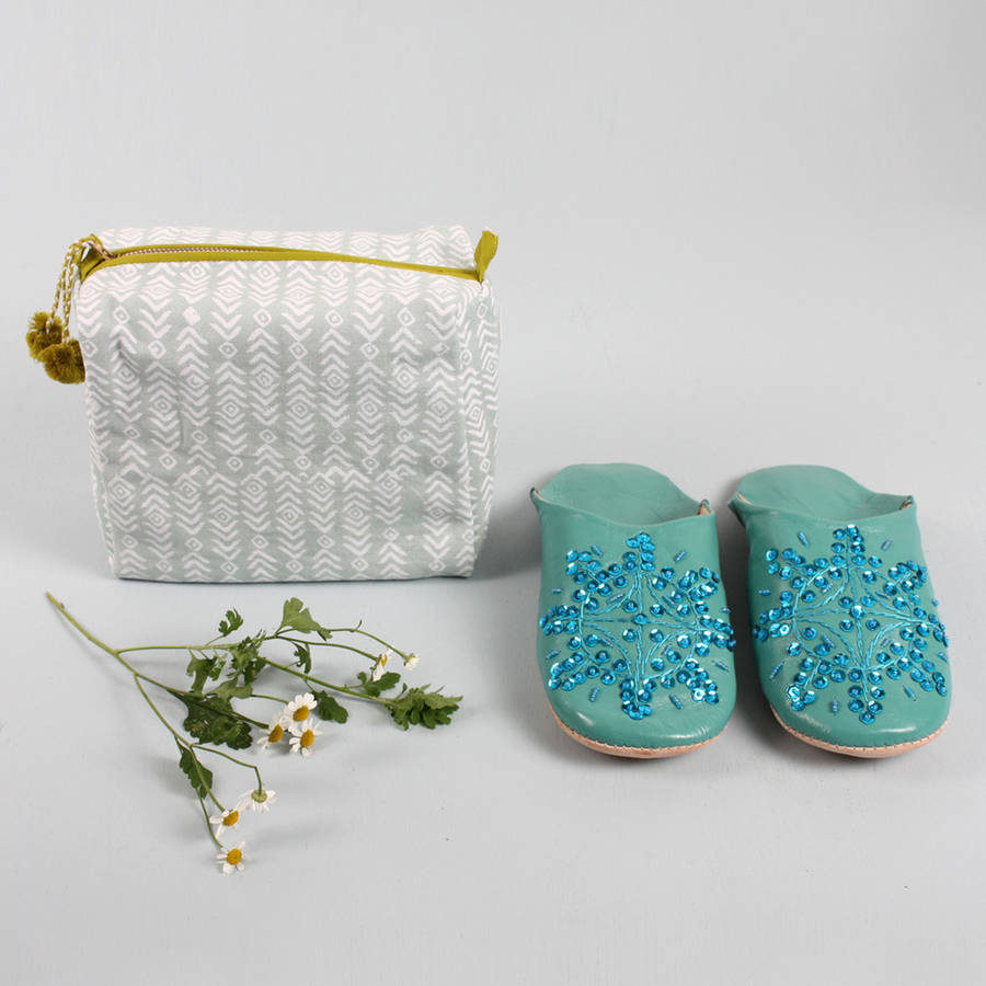 Women's Washbag And Slipper Gift Set, Jade By Bohemia