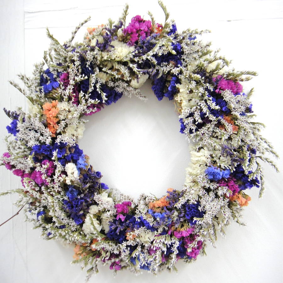 Daska Christmas Wreath Made From Dried Flowers By Sophie and Luna