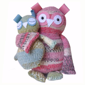Two Hoots Owls Knitting Kit, 3 of 3