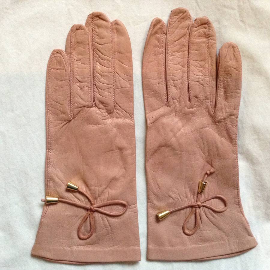 Vintage Dusky Pink Leather Gloves With Bow By Iamia