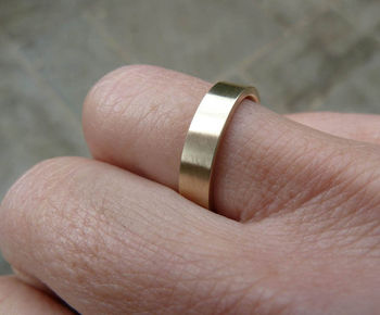 Recycled 9ct Yellow Gold Wedding Band, 3 of 3